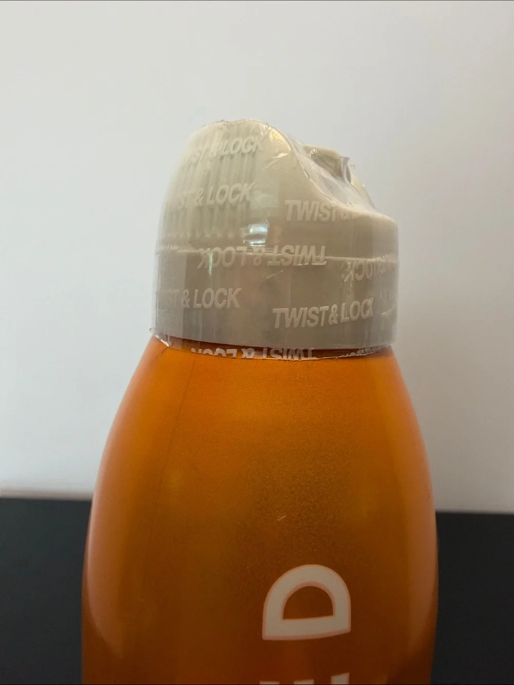 Live tinted Hueguard Invisible Body Mist SPF 50